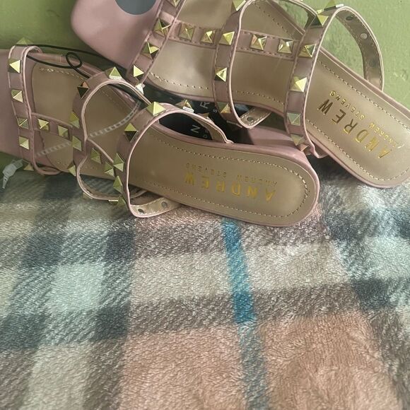 Dream Pairs Pink and Gold Sandals with Studded Straps - Picture 2 of 5